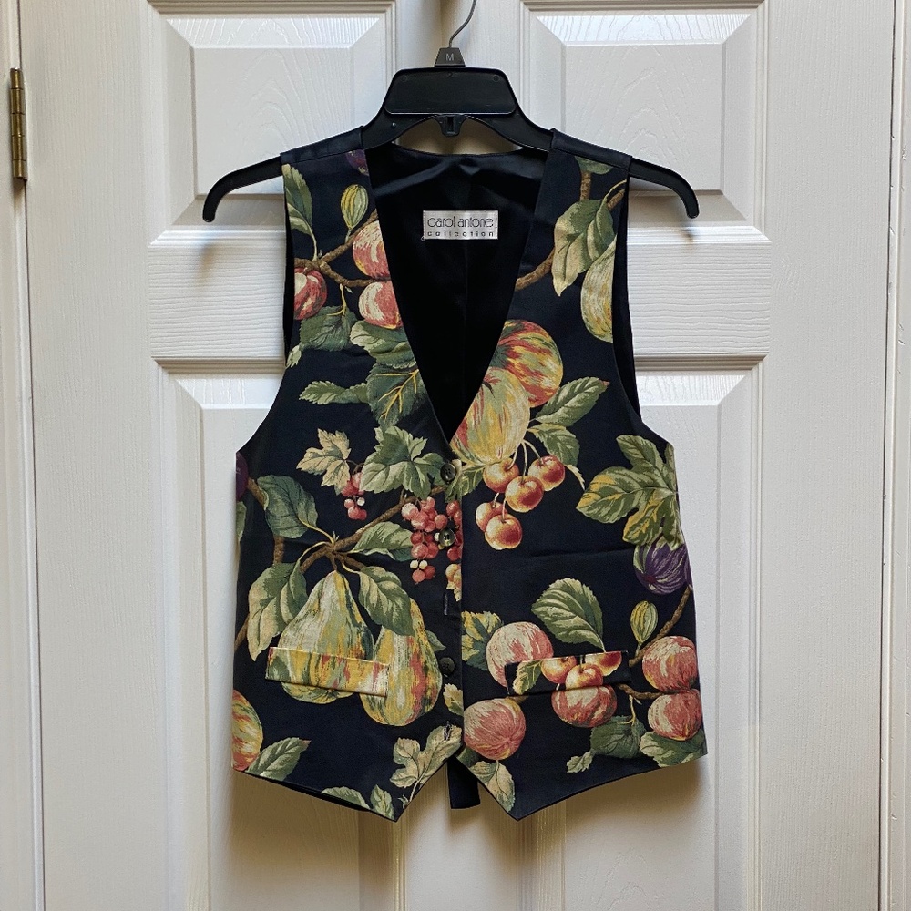 Vintage Carol Antone Black Print Vest.